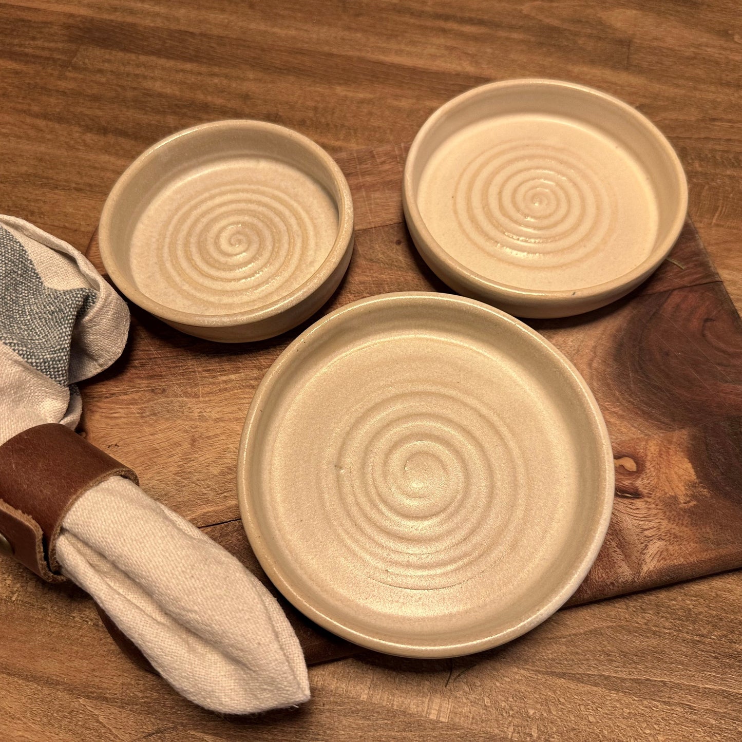 Alabster småfat, set om 3