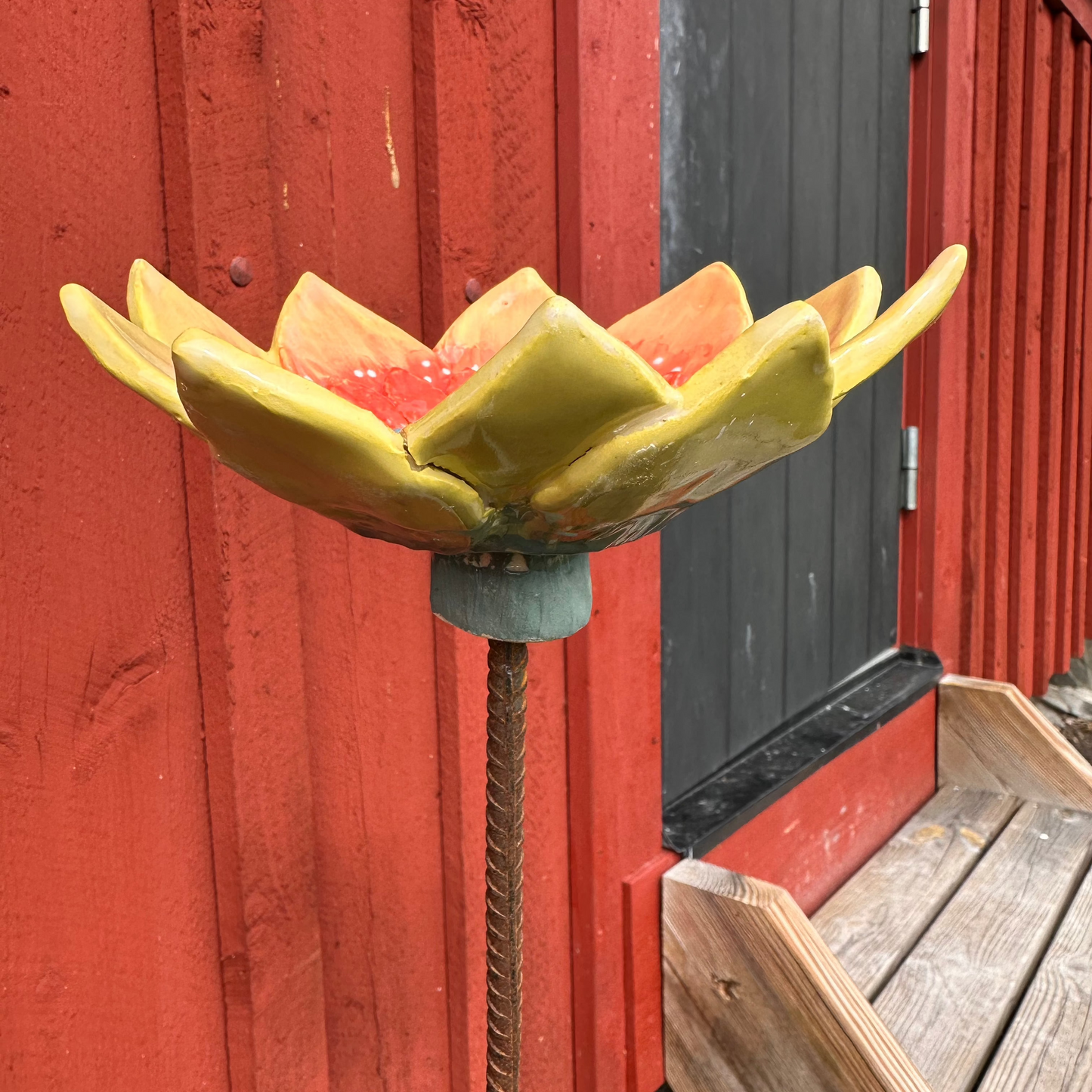 Bi och insektsvattnare