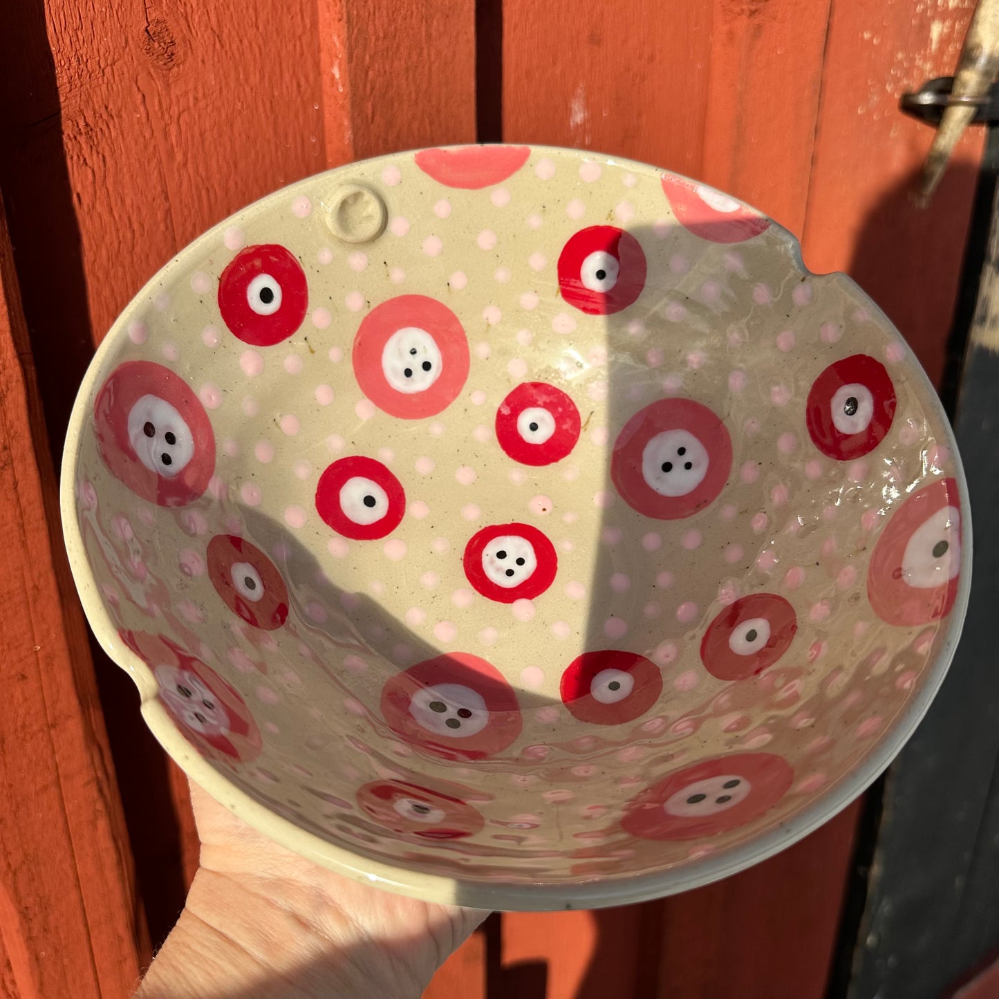 Prickig skål