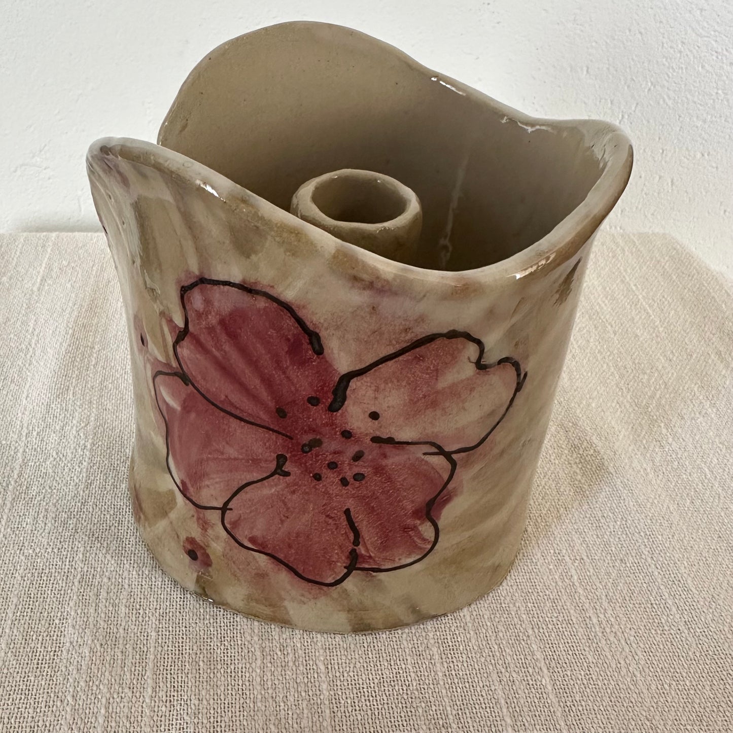 Hushållspappershållare