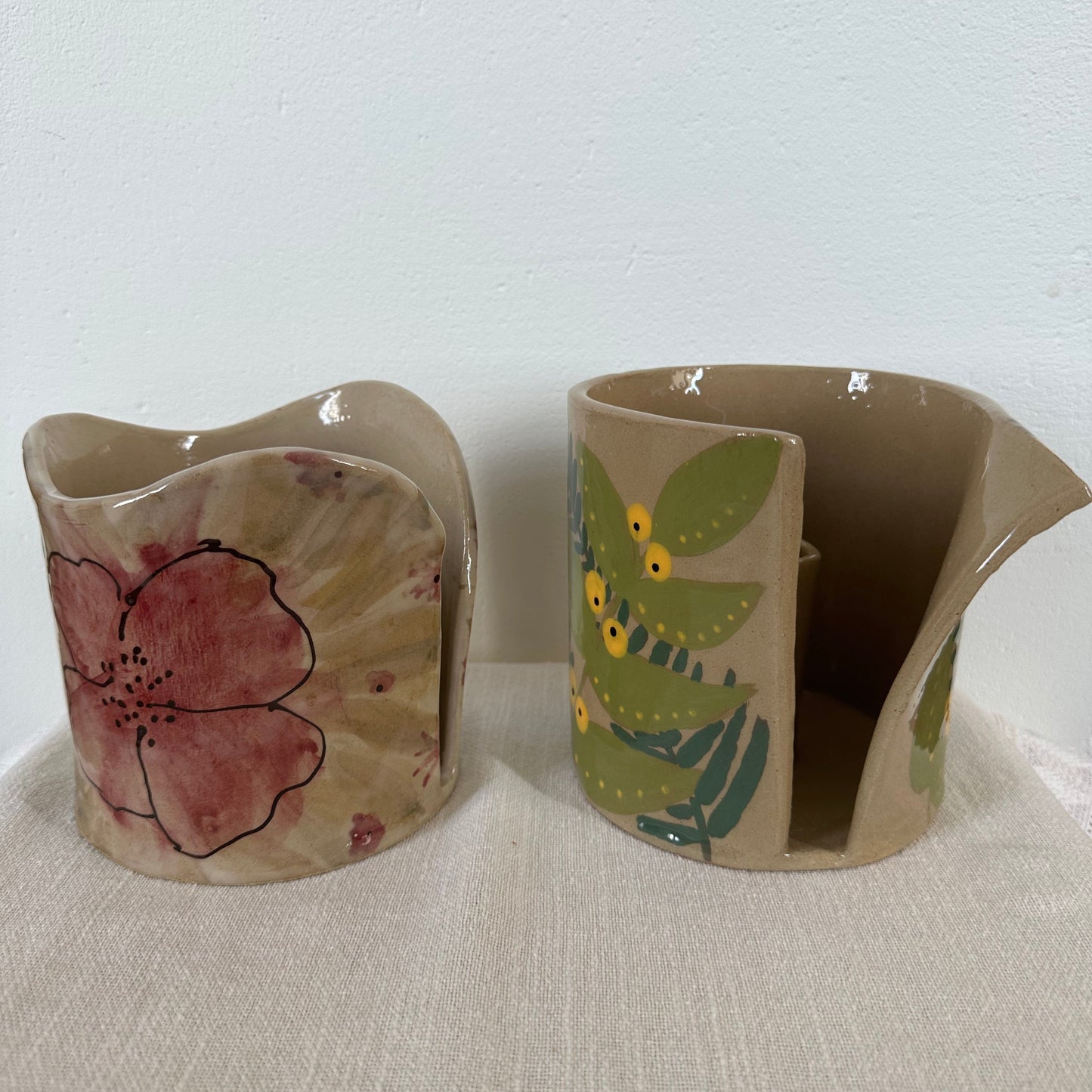 Hushållspappershållare