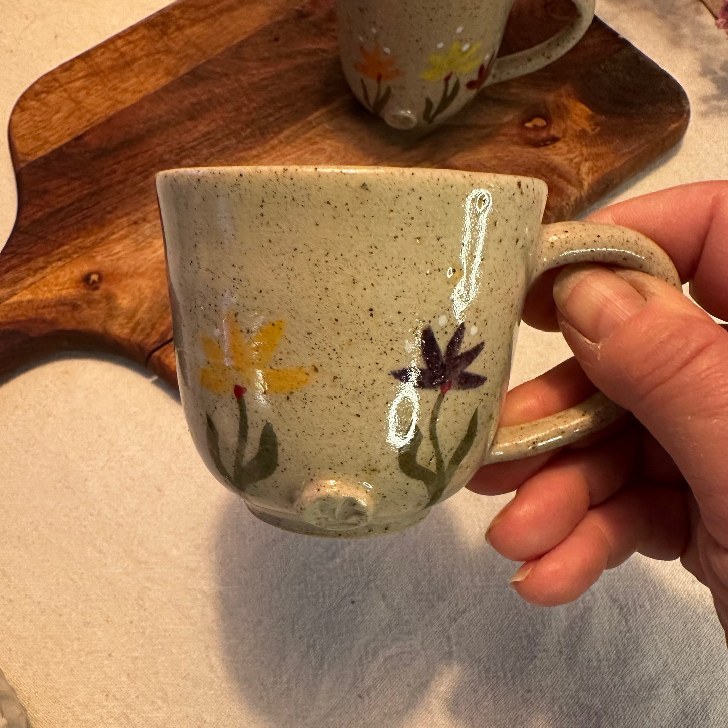 Liten mugg - sommaräng med lavaprickar