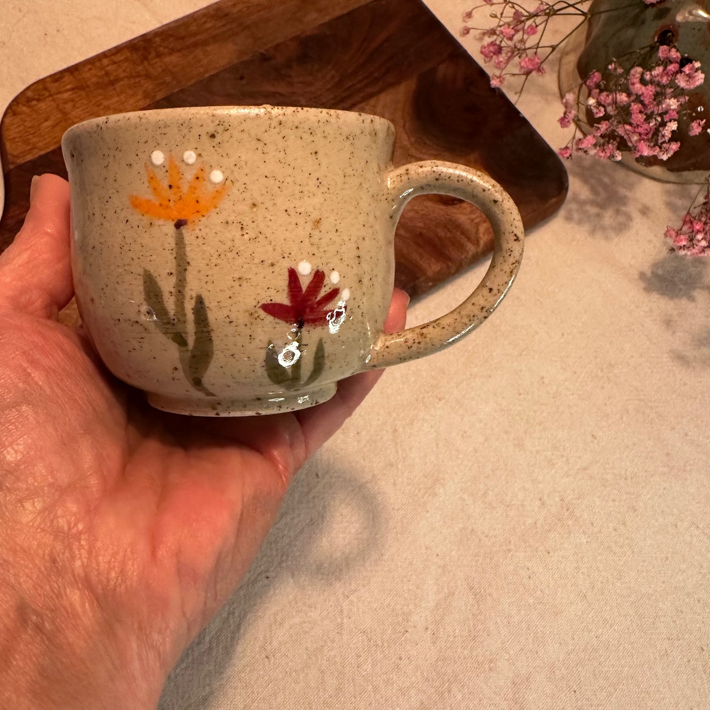 Liten mugg - sommaräng med lavaprickar