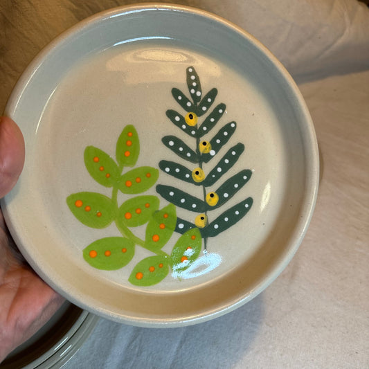 Assiett - fantasifulla blad